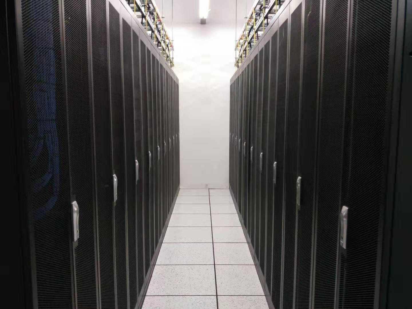 内江IDC机柜促销季开启